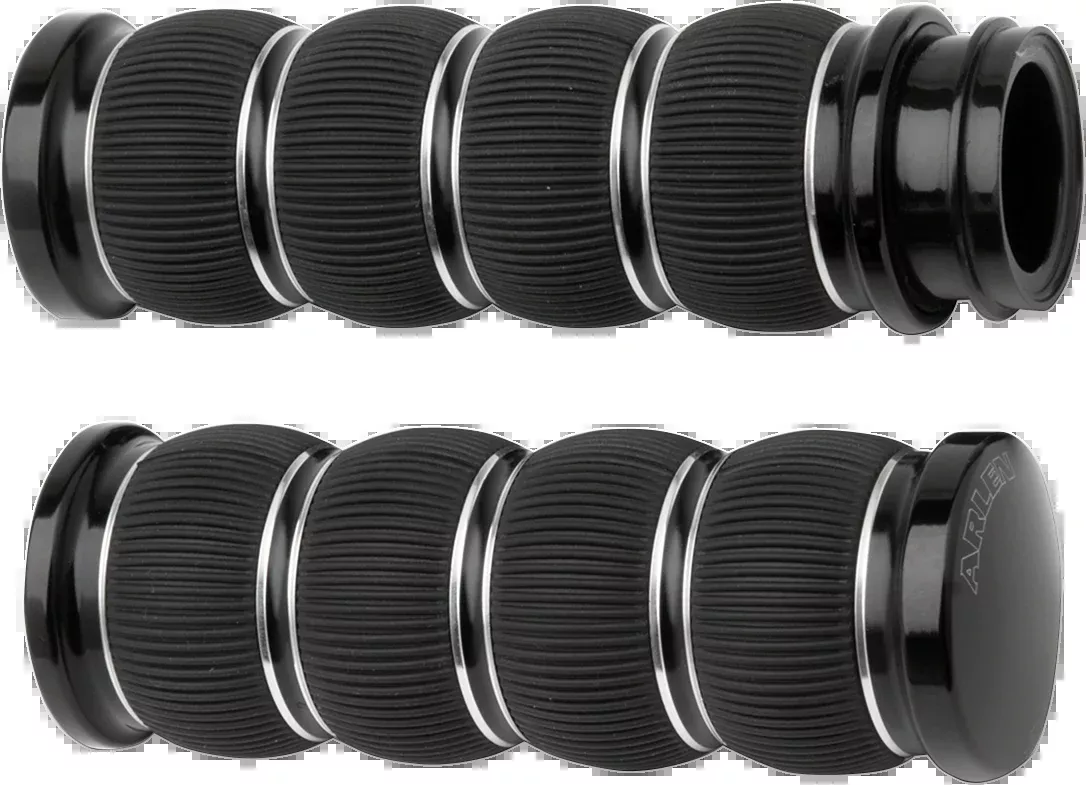 Fusion Ring Leader Grips – TBW – Black