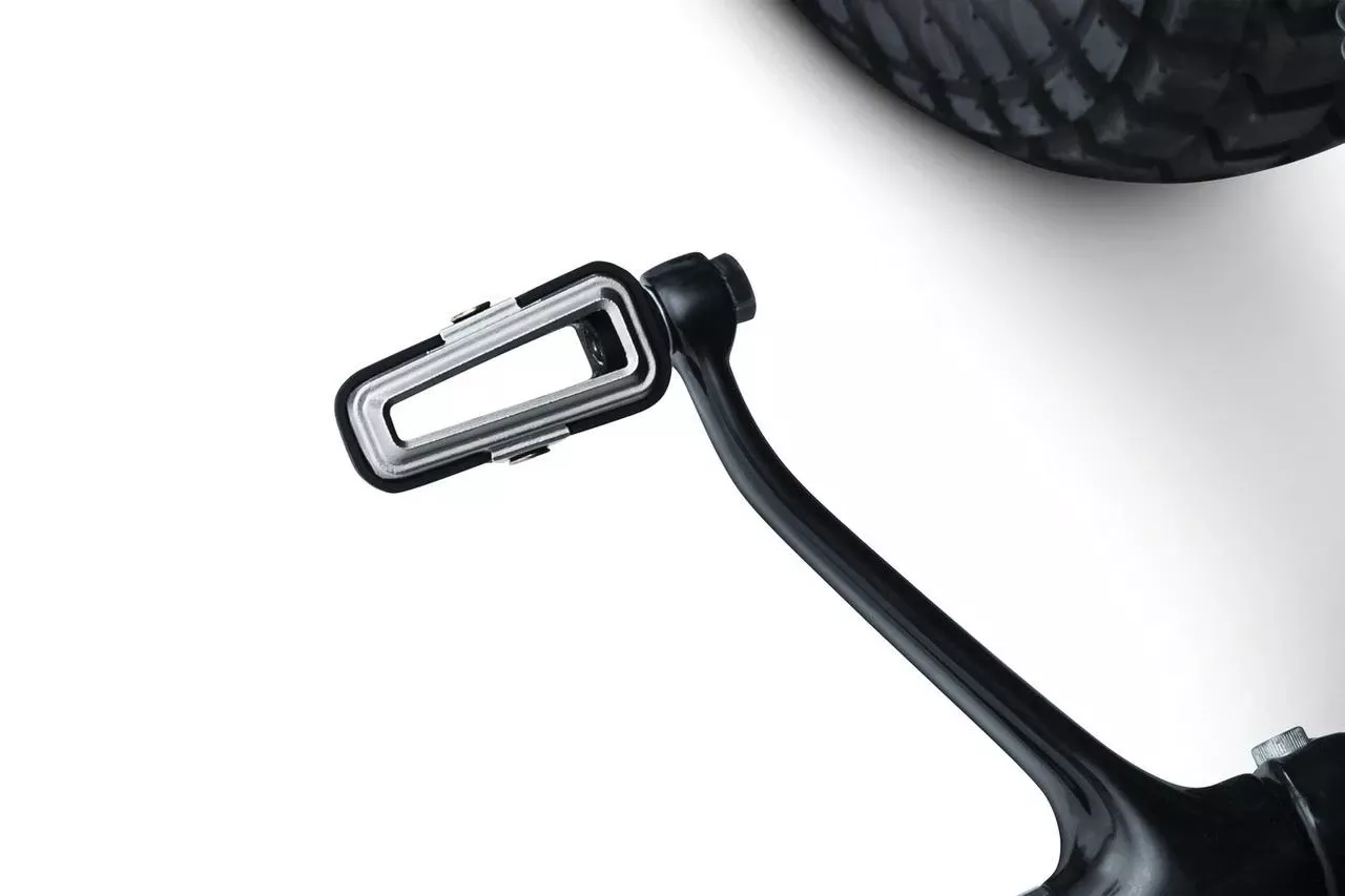 Kuryakyn Dillinger Shift Peg for All H-D Shift Levers (Choose Satin Black Or Silver)