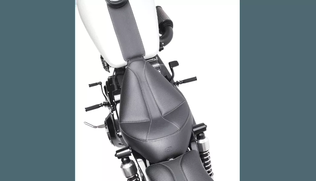 Saddlemen Dominator Solo Seat for '99-03 Harley Davidson Dyna/Wide Glide Models