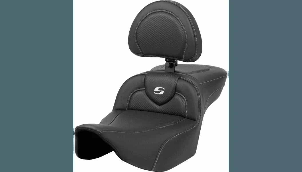 Saddlemen Roadsofa Extended Reach Seat w/ Driver Backrest for '23-24 Harley Davidson CVO Street Glide FLHXSE and '24-Up Road Glide and Street Glide Models - Carbon Fiber/Silver Stitch