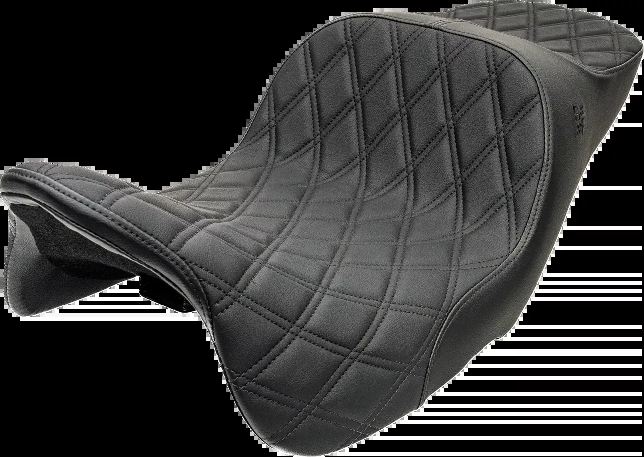 SLYFOX Chariot Seat - Black Double Diamond Stitch - Black Logo - FLH/FLT '23.5-'26 - 4729C
