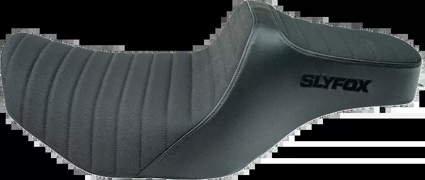 Slyfox High Noon Seat – Vinyl – Classic Stitch – Black Logo – FLH/FLT ’23-’24