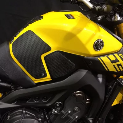 TechSpec Yamaha FZ-09 / MT-09 14-20 Tank Grip